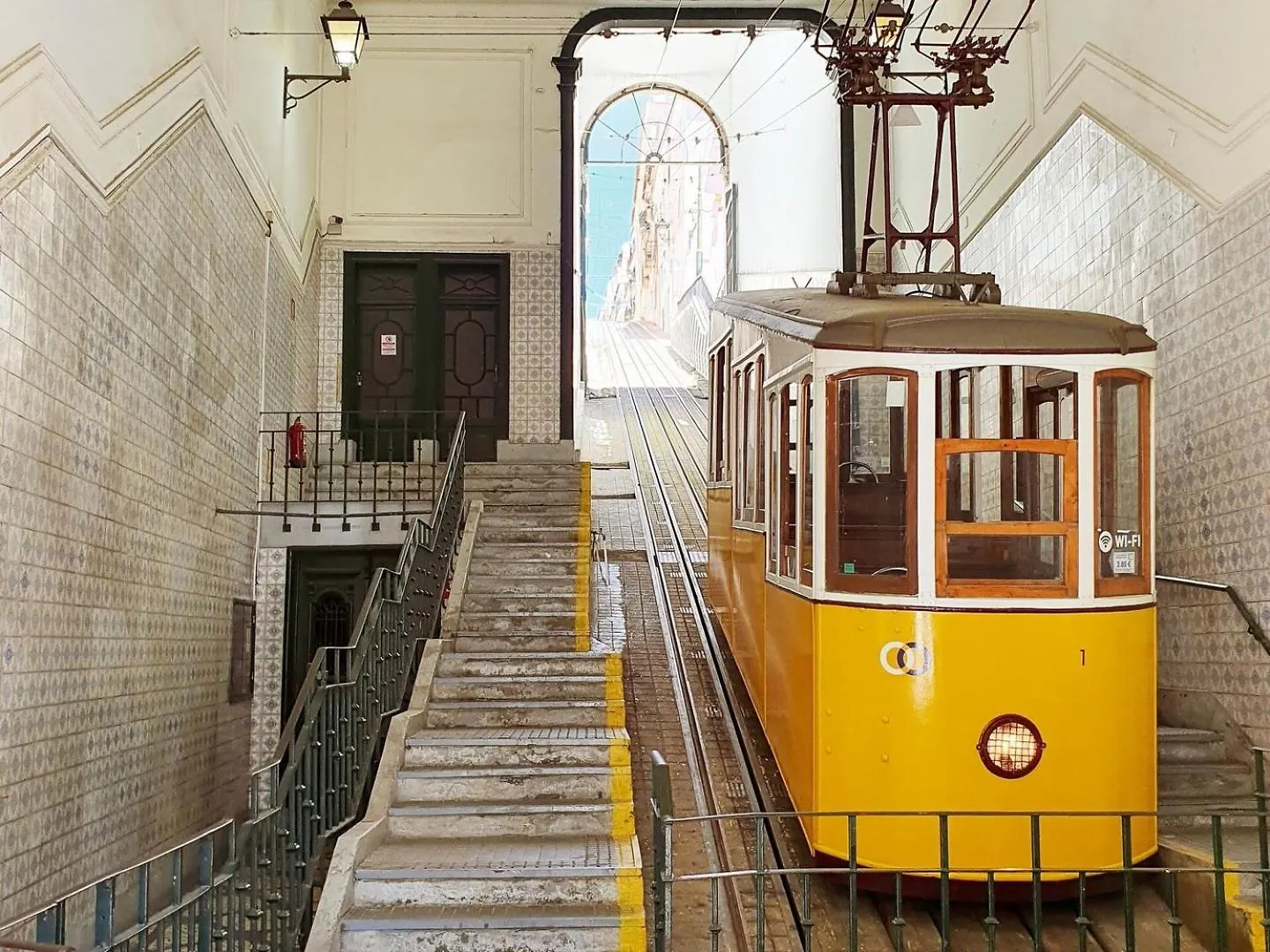 Apartment Stylish Modern Home In The Heart Of Cais Do Sodre Lisbon